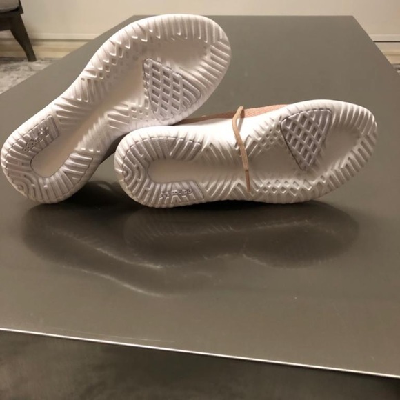 Adidas - Picture 6 of 6